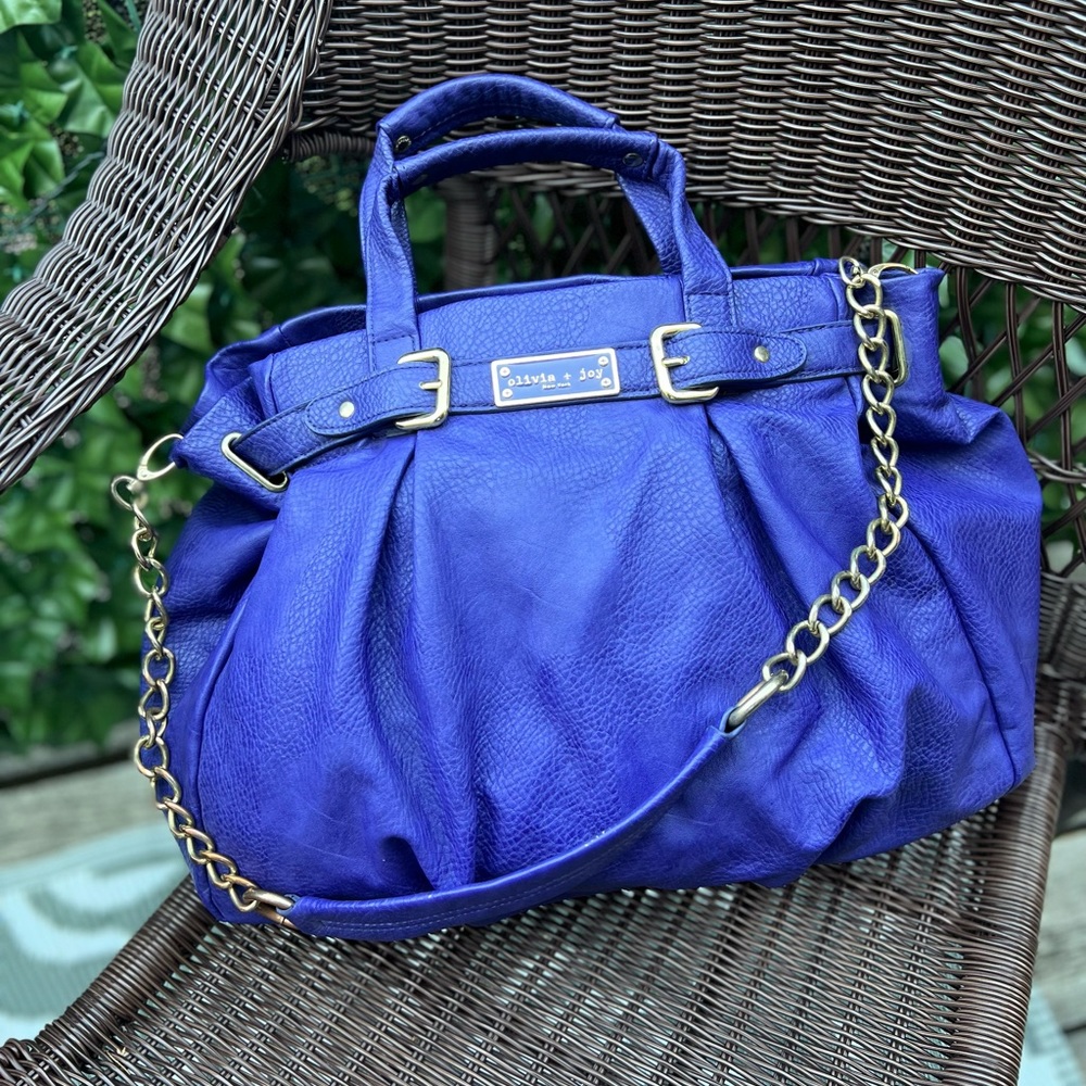 Purple tote bag